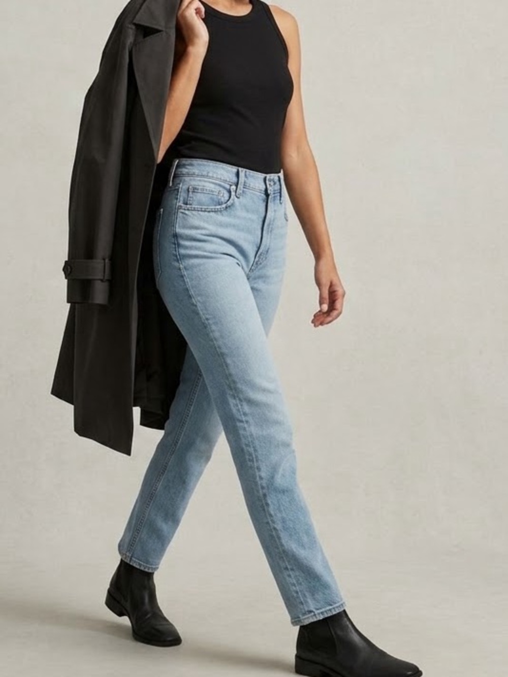 Everlane The Cheeky Straight Leg Denim Light Wash Jeans  27